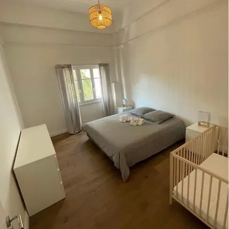Splendide Bourgeois Renove + Parking Apartment *